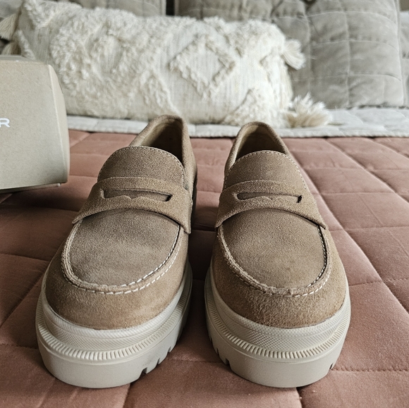 Portland Leather Co. Patina 'Zoe' Chunky Loafers Tan/fawn Suede Size 8 - Picture 3 of 10